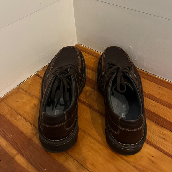 Men’s gently used Clark’s Lace Up Shoes size 10.5 - Picture 3 of 4